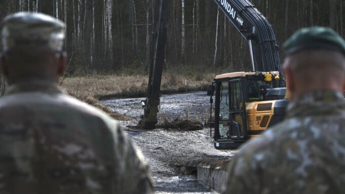 Litauen im schlamm versunkens rüstung - drei soldaten tot

