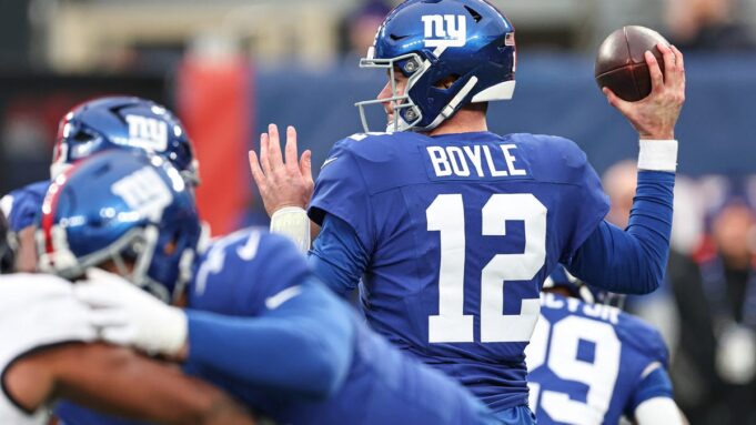 Tennessee Titans unterschreibt einen weiteren erfahrenen Quarterback


