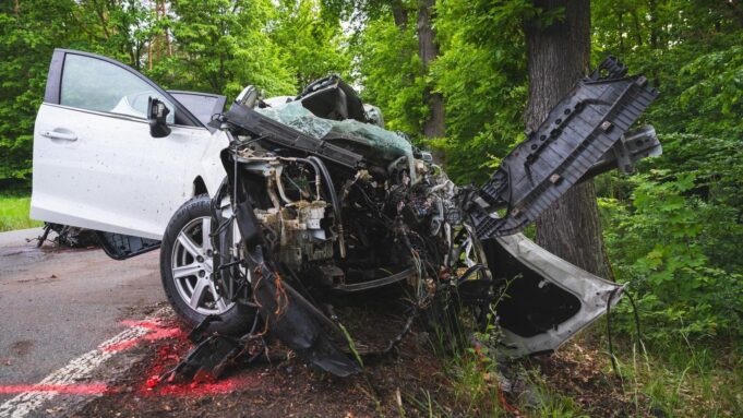 55-Jähreautofahrer Stirbt Nachl-Im Saale-Holzland-Kreis

