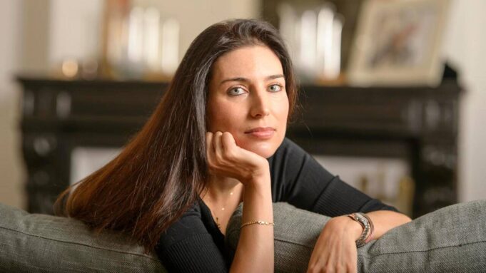 Amanda Castillo: «Pour L'Homme, Ceprédateur, La Femme Est Toujours Ungibieràchasser»

