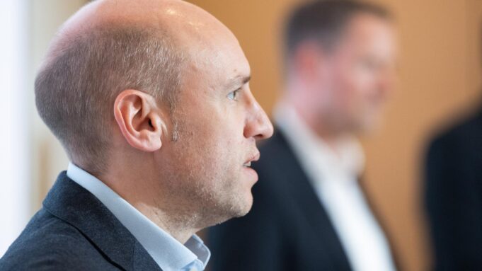 CDU-Europaminister Pentz Nimmt AfD-Politiker Nicht Mehr auf Reisen MIT | Hessenschau.de

