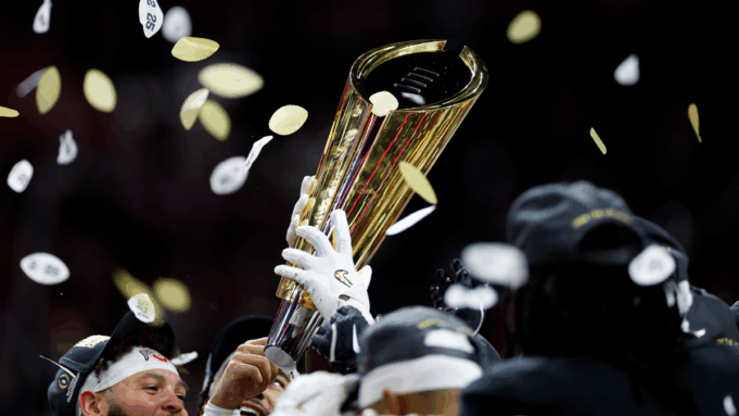 Das Ausmaß der Überholung in den Playoffs des College -Fußballs hat die Grundlage für andere Veränderungen im Jahr 2026 gelegt.

