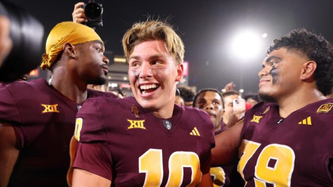 Der US -Bundesstaat Arizona, QB Sam Leavitt, spendet der Pat Tillman Foundation, um den Teufel in seinen vergangenen Leben zu erinnern

