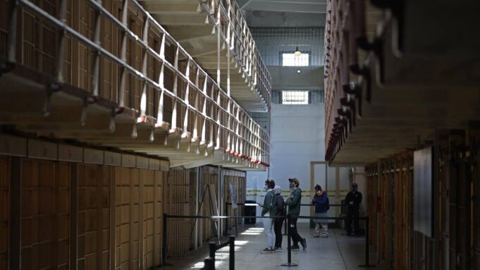 Donald Trump Veut Réouvriret Modernizer la Gefängnis d'Alcatraz Pour y Enfermer Les Kriminelle Les les les les les les les les les les les les les les les les les les les les les les les les les les les les les les les les les les les les les les les les les les les les les les les les les les les les les les les les les


