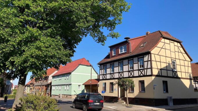 Ein Grund Zum Feiern, Auch Vern ort im Kreis Gothaällerist

