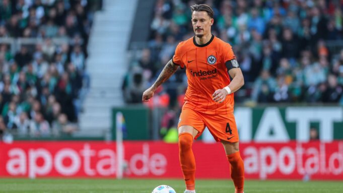 Eintracht Frankfurt News Challenge: Bericht: Leverkusen Interesse An Koch | Hessenschau.de

