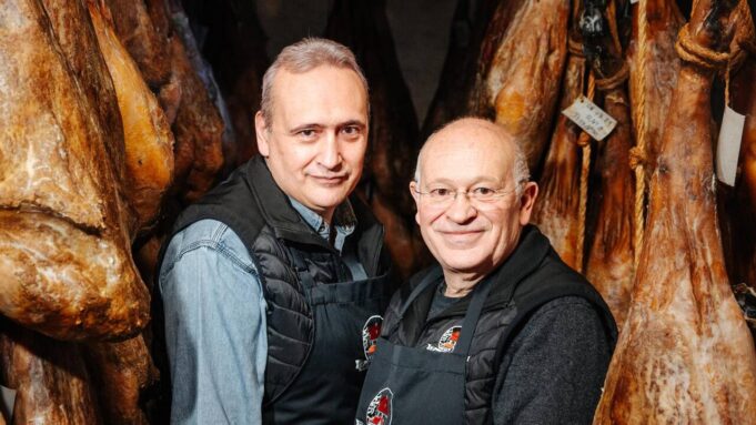 Eleterio et Tomas Alcala, Jambons Artisanaux et C. Ursibériques à Neuchâtele

