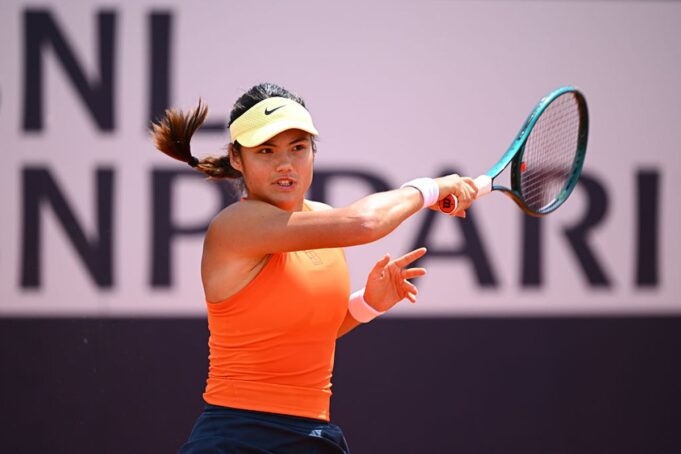 Emma Raducanu gegen Coco GAUFF LIVE: Italien eröffnet die neuesten Ergebnisse und Updates

