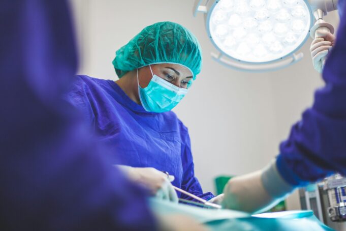 Erste HarnblasentransplantationDurchgefÜHrt-Die-Gode-Minute

