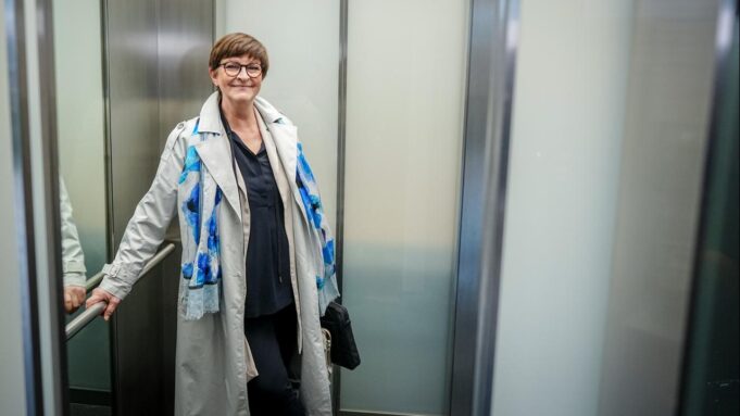 Esken Tritt Nick zur Wederwahl Als SPD-ParteisiveZende

