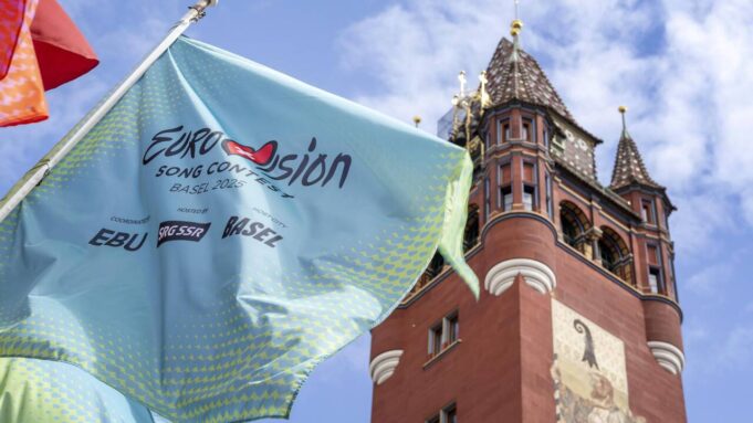 Eurovision Bâloise: Du Sacre Denemoàla Halle Saint-Jacques

