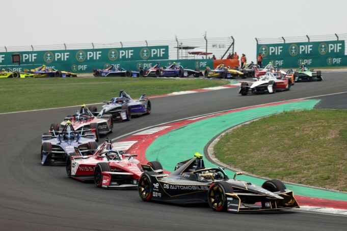Fermula E ändert Shanghai E-Prix-Zeitplan aufgrund einer starken Regenprognose

