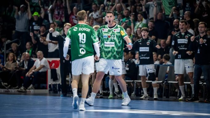 Füchse Berlin Haarausfall Melsungen im Handball Topspiel

