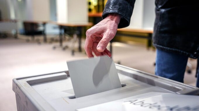 Hessen: Stichwahlenentscheidenier Bürgermeisterin Herborn und Echzell | Hessenschau.de

