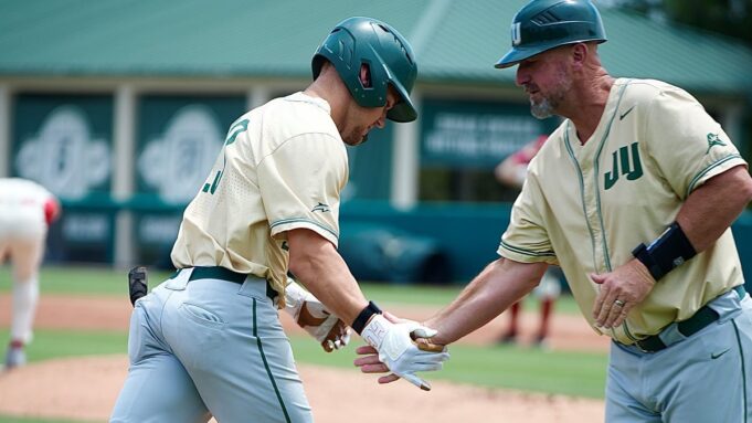 Ju Dolphins fielen mit 9: 1 auf den besten Saatgut im ASUN-Baseballspiel Austin Peay

