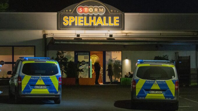 Junge frau Stirbt Peking MesserangriFF von Spielhalle in Fulda | Hessenschau.de

