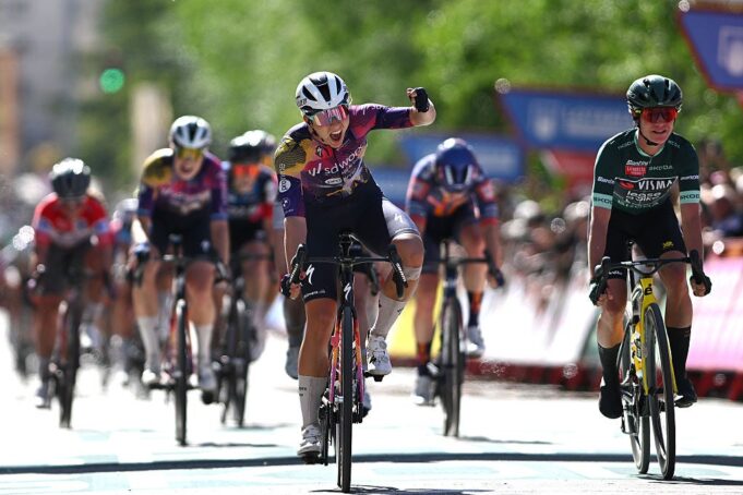 La Vuelta Femenina Phase 3: Gerritse gewinnt, schnappt sich das Echelon -Chaos -Vorsprung

