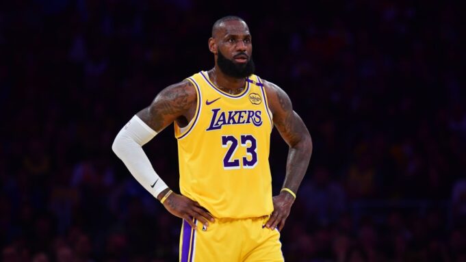 Lakers von Rudy Gobert VorhmefÜHrt: LeBron und Doncic AUS Playoffs Ausgeschiden

