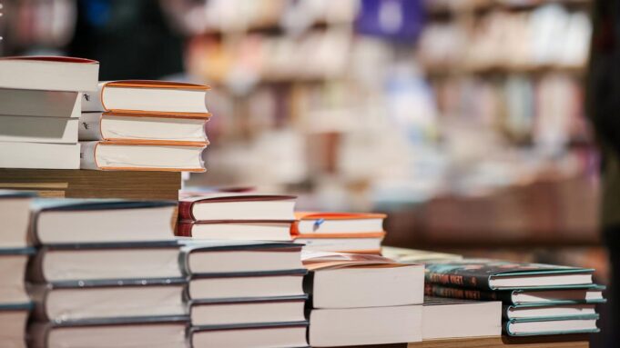 Literarischer Harnstoff: Wie es Eigene Buch Zum Verlag SchafT

