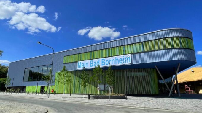 Major Bad Bornheim: Neues Schwimmbad von Frankfurt Eröffnet | Hessenschau.de

