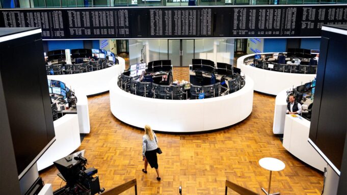 Marktbericht: DAX Klingeltier 24.000-Punkte-Marke


