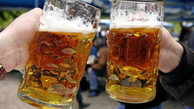 Mehrbiergärtenalslebensmittellädensüdenvom Kreis Gotha

