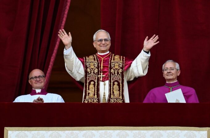 Neuer Papst Leo XIV: Einpapst für die Welt und und und Undfürswallis?

