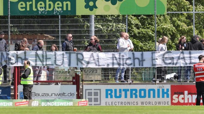 Neutrale Schlussfolgerung - Ein Klarer Aufttrag und Den Verband

