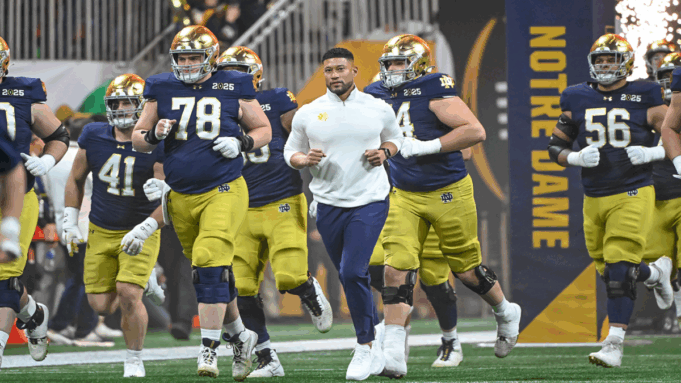 Notre Dame Congress: Einzigartige Zustimmung mit Clemson erhöht nur Irlands Angebot, die Unabhängigkeit aufrechtzuerhalten

