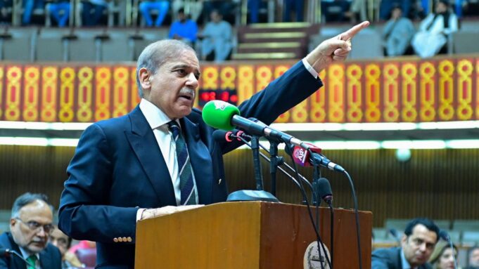 Pakistanischer Premierminister Kundigget Lakti AV Agrif

