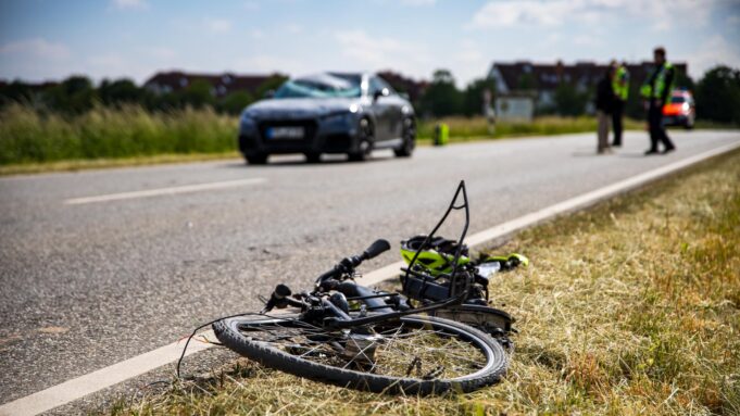 RADFAHRER DURKE Bis Auflandstraßeiflörsimgetötet ➤ Hessen am Morgen: Die nachrichten im Ticker | Hessenschau.de

