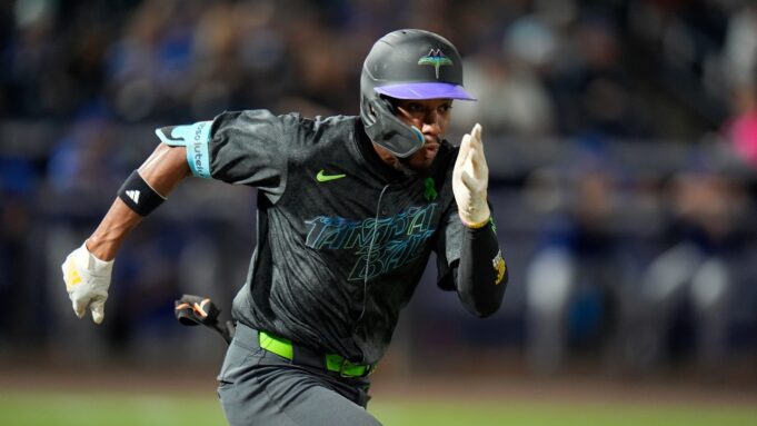 Ray Dämote Speedster Chandler Simpson zu Triple-A

