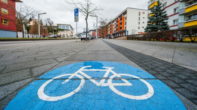 RückStsloseradfahrer Sind in derstadt oft EINEGEFAHRFÜRUFUFUGGEGAGERNER

