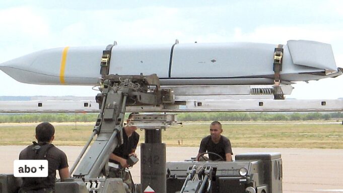 Schweizer Armespitzseerwägt, Marschflugkörperfür1000 km Zu Kaufen

