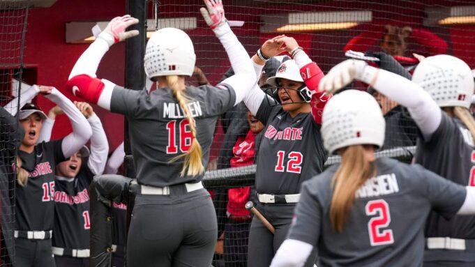 Sehen Sie sich die Ohio State Softball Road in der NCAA -Meisterschaftsprozessshow an

