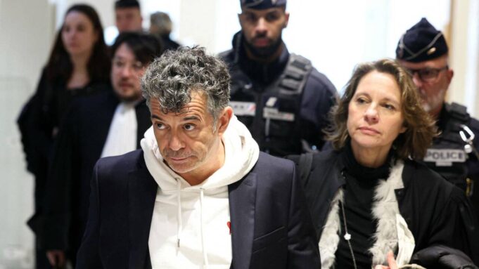 Stéphane Plaza Engardeà Vuedan Le Cader d'Feenquêtepour Pur Trafic Destupéfiants

