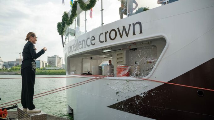 Taufe der Excellence Crown: Das Klimafreundlichste Flusskreuzfahrtschiff Europa

