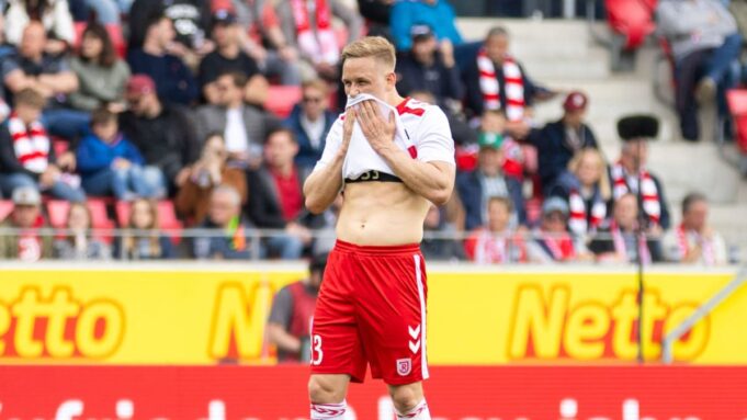 Teilanriss des Ninenbandes: Pröger Fehlregensburg im Endspurt

