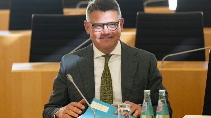 U-Ausschuss zum Entlassung von Messari-Becker: Mansoori Ignorierte Rheins Warnung | Hessenschau.de

