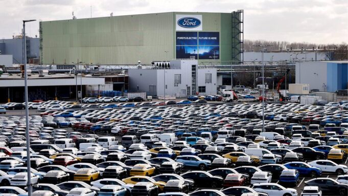 US-Autobauer: Europäischer Strak von Kölner Ford Werken Angekündigt

