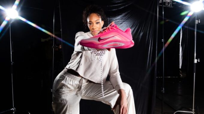 Warum A'ja Wilsons A'one größer ist als ein anderer Sneaker - und Scape

