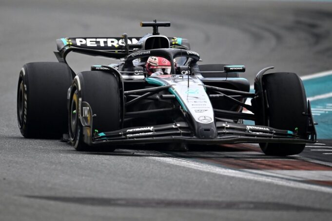 Warum Mercedes in F1 2025 (relativ) zu kämpfen hat

