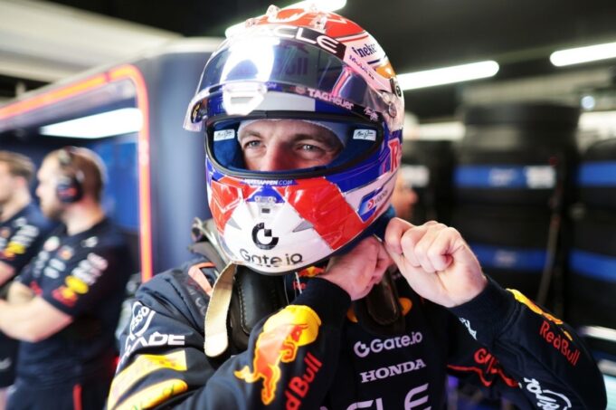 Was kann der F1 -Champion Max Verstappen mit seiner neuen Lizenz für FIA Platinum -Wettbewerbe anfangen?

