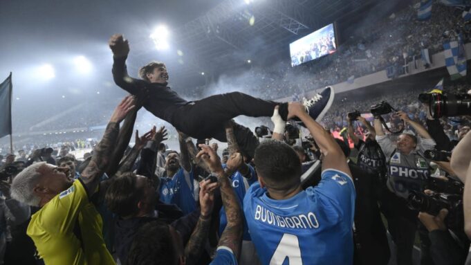 Wortspiel Alsbessätigung: Conte BleiBt bei der SSC Napoli

