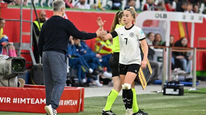 live! Deutschland Fußballernennenpfangen Die Niederlande

