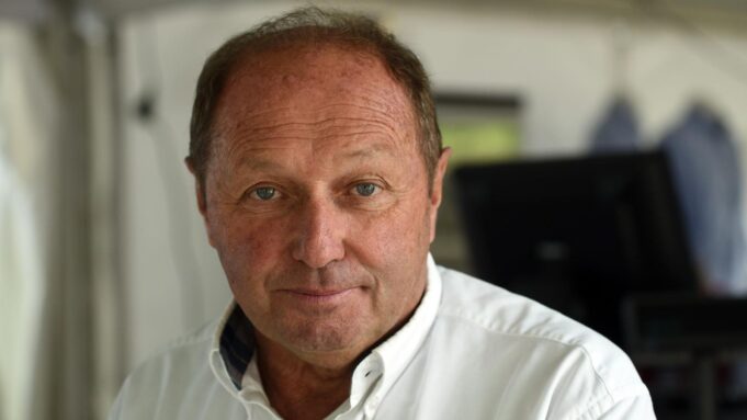 von der siehe in stab in der Formel 1: Trauer um ex-rennfahrer Jochens Messe

