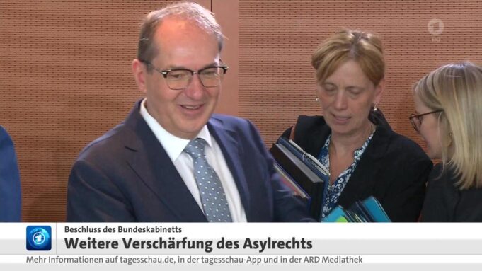 Tagesschau bei 100 Sekunden


