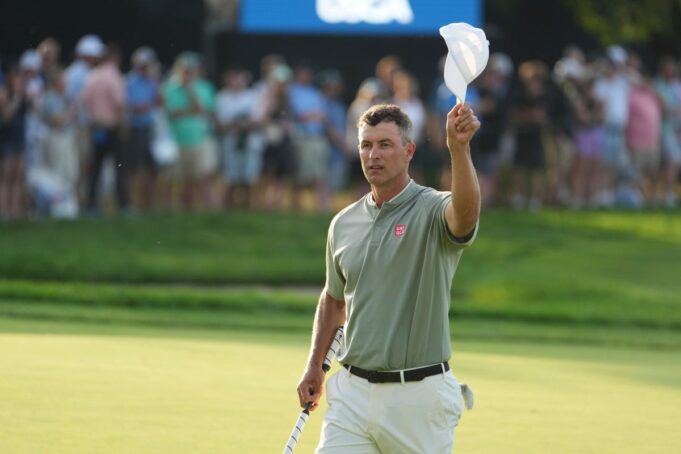 Adam Scott sagt

