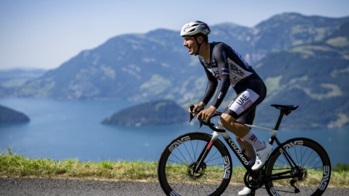 Almeida Gewinnn Mit Sieg im Bergzeitfahre Die Tour de Suisse

