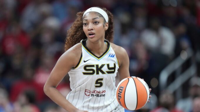 Angel Reese trifft das Triple-Double des ersten Berufs, wenn der Himmel die Sonne schlägt

